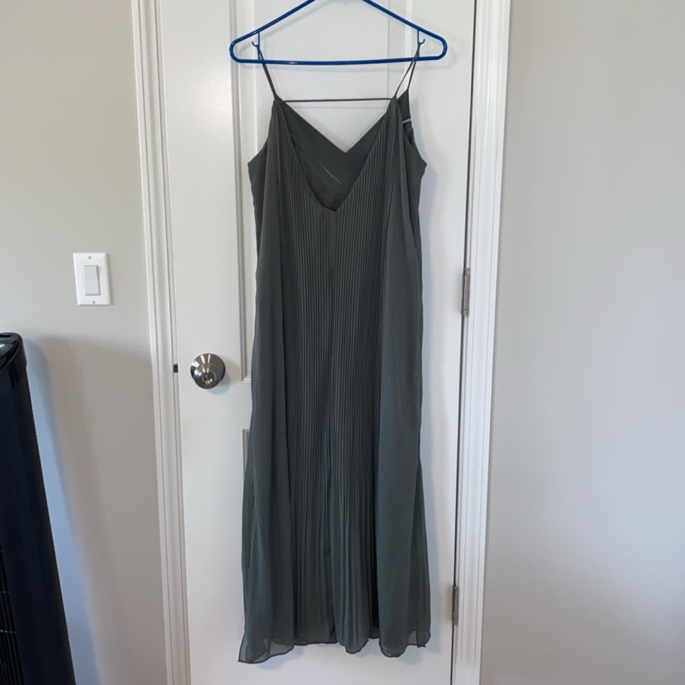 Club Monaco Pleated V Neck Dress - Picture 11 of 13